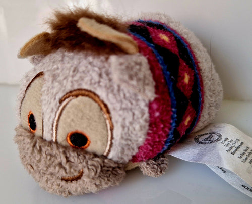 Disney Tsum Tsum Sven mini plush – preloved