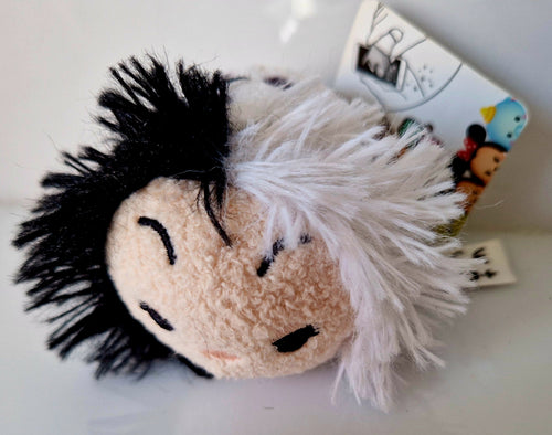 Disney Tsum Tsum Cruella de Vil Mini Plush – Preloved