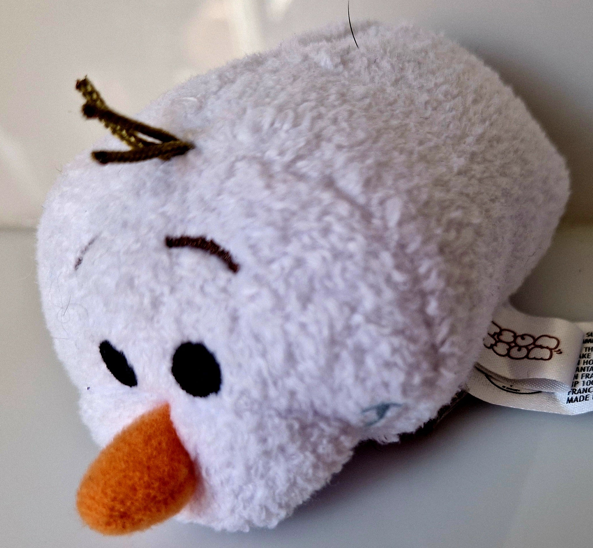 Disney Tsum Tsum Olaf – Smiling Design Mini Plush – Preloved